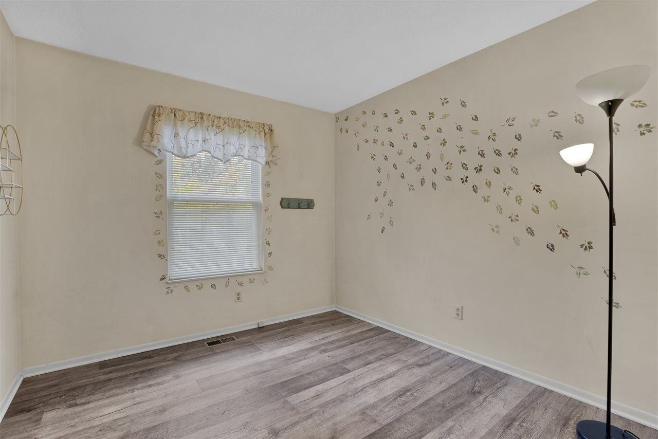 5116 Murray Road Jackson, MI 49201 - Photo 8 of 13 Photo 8