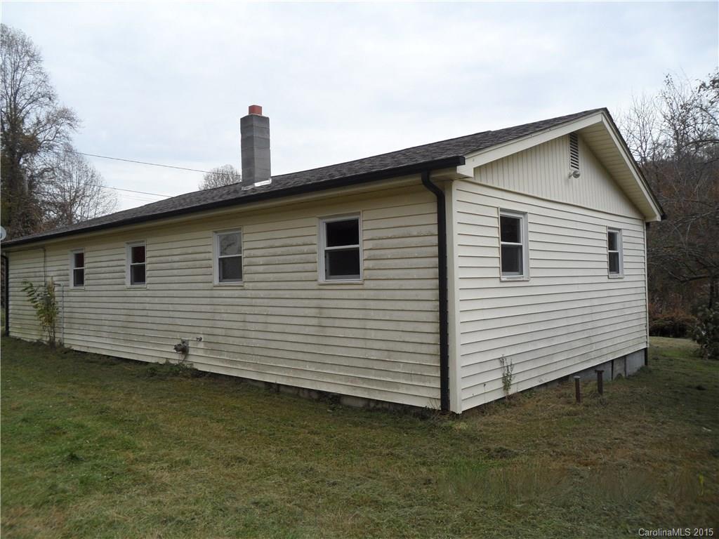 686 Mauney Cove Road Waynesville, NC 28786 - Photo 12 of 13 Gallery Image 12
