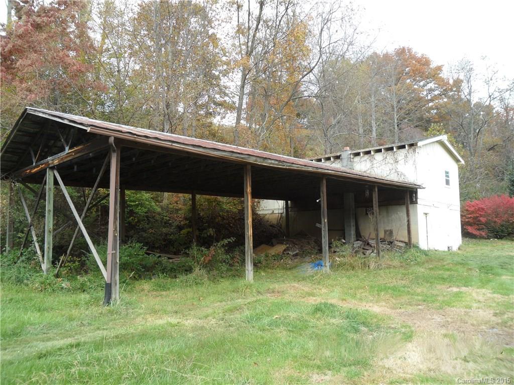 686 Mauney Cove Road Waynesville, NC 28786 - Photo 3 of 13 Gallery Image 3