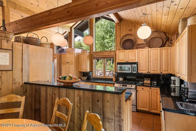 $7,250,000 | 30 Smith Hill Way, Woody Creek, CO 81656