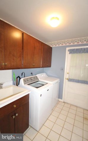 $712,500 | 2151 Davis Drive, Media, PA 19063