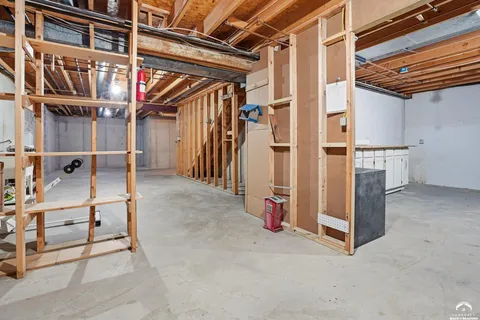 $297,400 | 4215 Wimbledon Drive, Lawrence, KS 66047