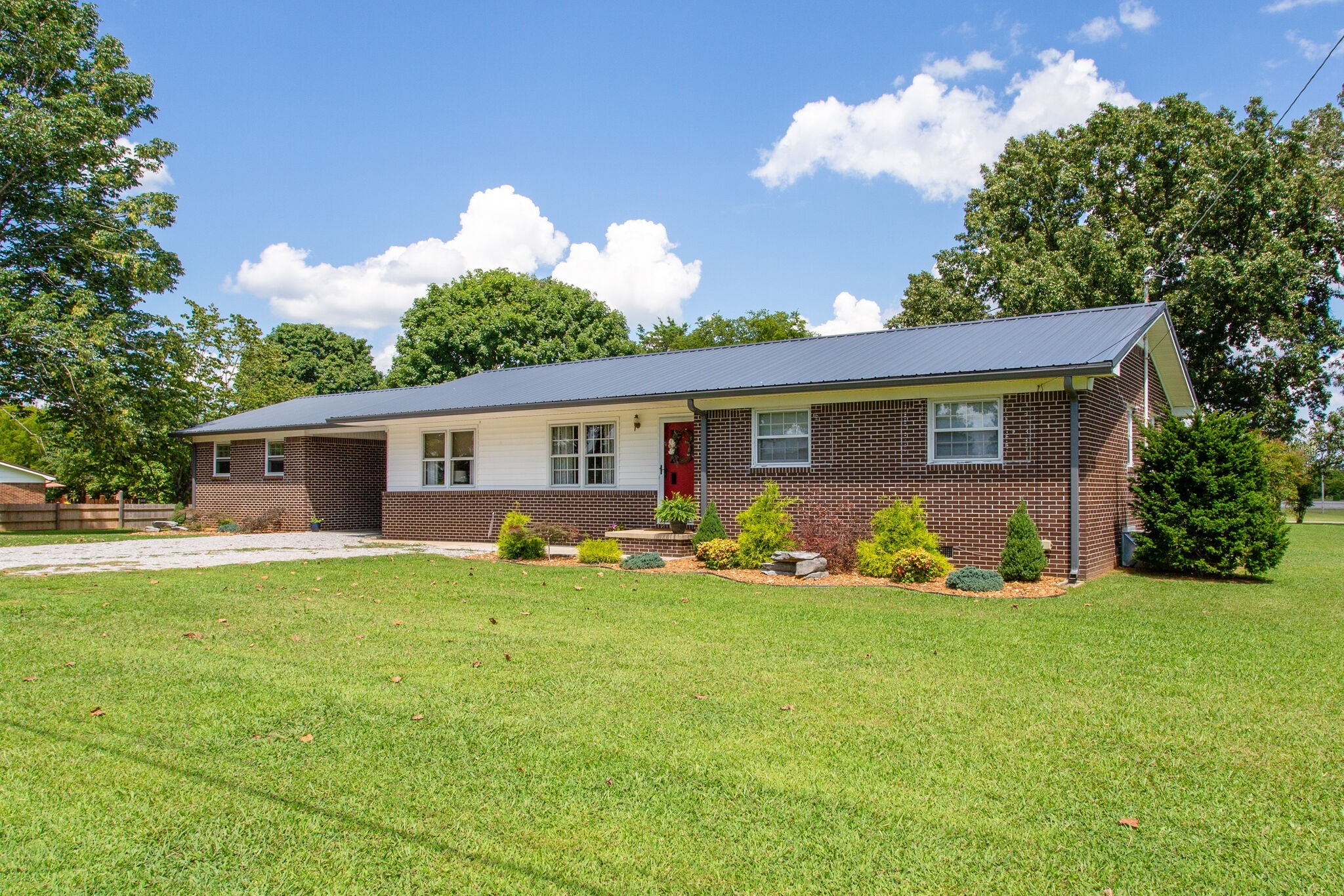 156 Staton Road Belvidere, TN 37306 - Photo 2 of 30 Gallery Image 2