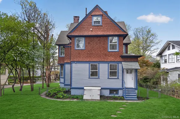 $1,075,000 | 147 North Fulton Avenue, Mount Vernon, NY 10550