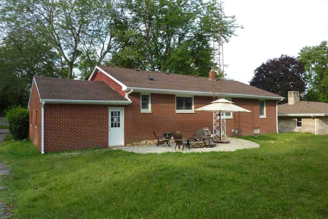 318 West 12th Street Rochester, IN 46975 - Photo 3 of 14