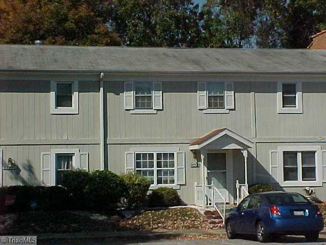 5747 Bramblegate Road, Unit G Greensboro, NC 27409 - Photo 2 of 14 Exterior Front.