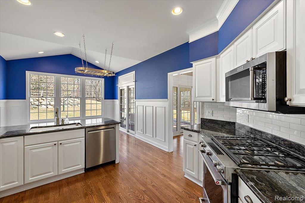 1682 Maple Creek Court Rochester, MI 48306 - Photo 28 of 66 Gallery Image 28