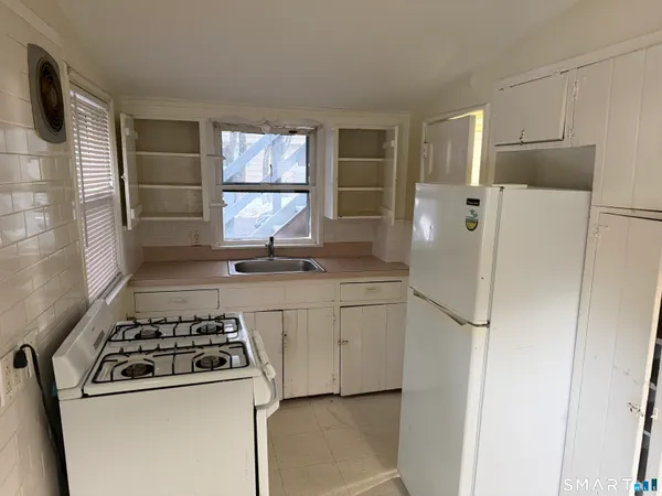 $1,150 | 53 Glenwood Avenue, Unit 3, Norwalk, CT 06854