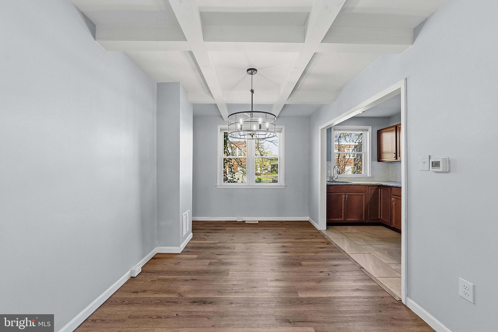 1063 South Merrimac Road Camden, NJ 08104 - Photo 4 of 19 Dining Room