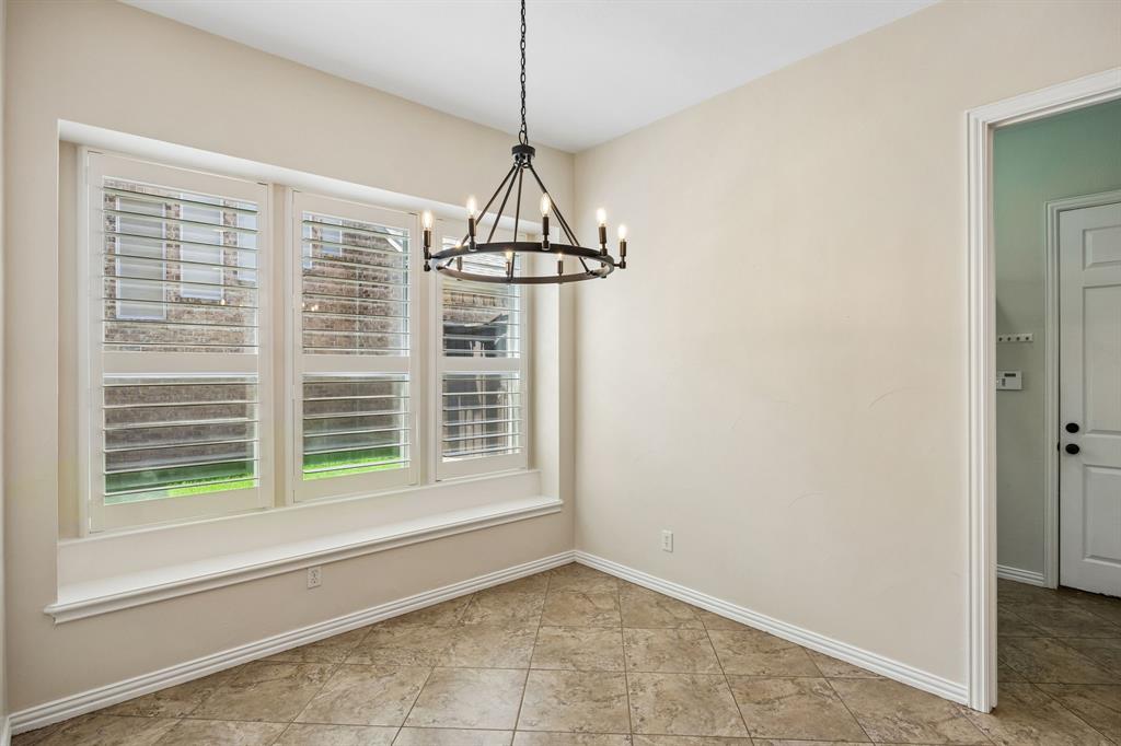 1613 Long Prairie Court Allen, TX 75002 - Photo 10 of 40