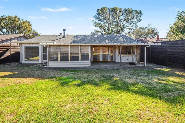 $340,000 | 3417 Cavalier Court, Irving, TX 75062