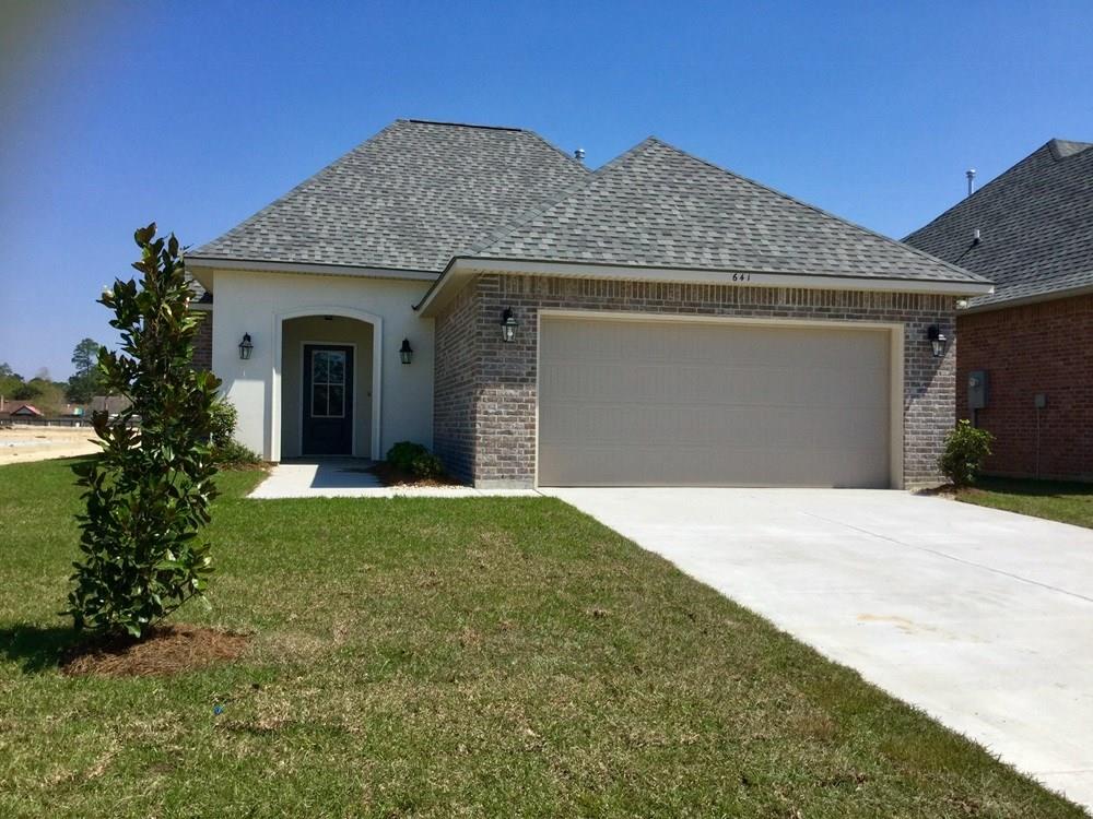 641 High Ridge Loop Slidell, LA 70458 - Photo 1 of 13