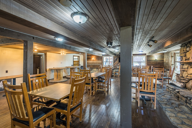 3261 South Daysville Road Oregon, IL 61061 - Photo 32 of 72 a dining room with furniture water view and wooden floor