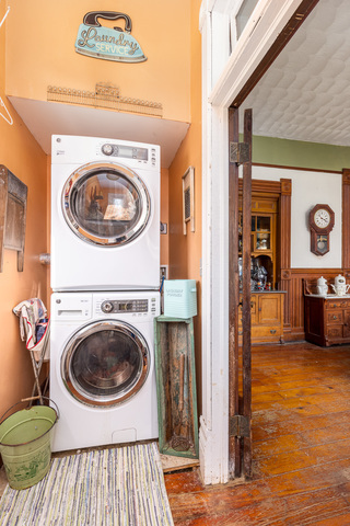 3261 South Daysville Road Oregon, IL 61061 - Photo 50 of 72 a view of a hallway with washer and dryer