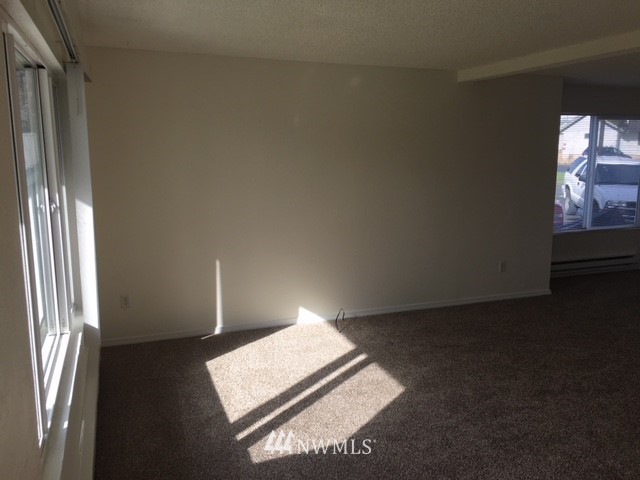 3212 16th Street, Unit B Everett, WA 98201 - Photo 6 of 7
