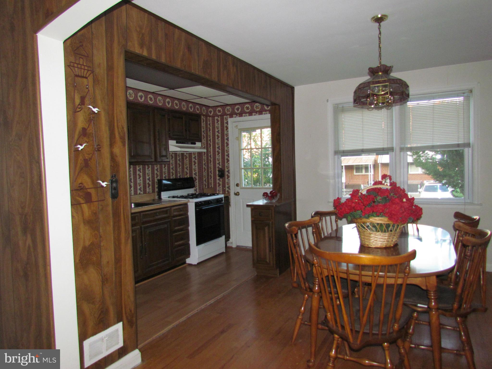 3489 Dunhaven Road Baltimore, MD 21222 - Photo 14 of 23 Dining Room