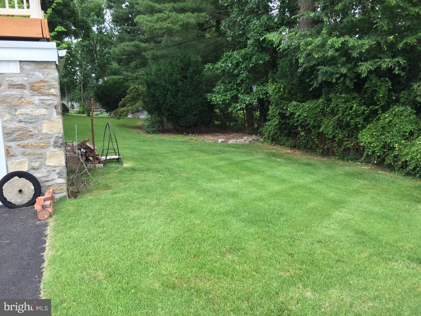 179 Reese Road Springfield, PA 19064 - Photo 3 of 19