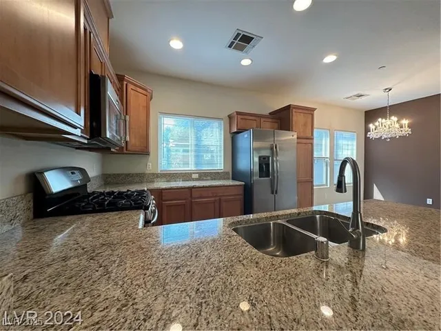 $1,750 | 4650 Ranch House Road, Unit 95, North Las Vegas, NV 89031