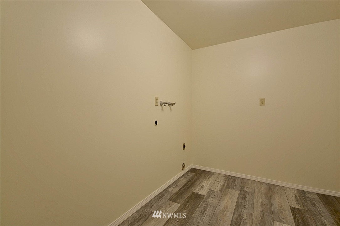 12150 Vail Road Southeast Yelm, WA 98597 - Photo 16 of 40 Gallery Image 16