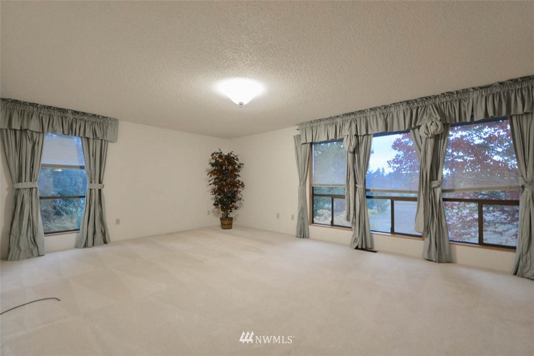 12150 Vail Road Southeast Yelm, WA 98597 - Photo 18 of 40 Gallery Image 18