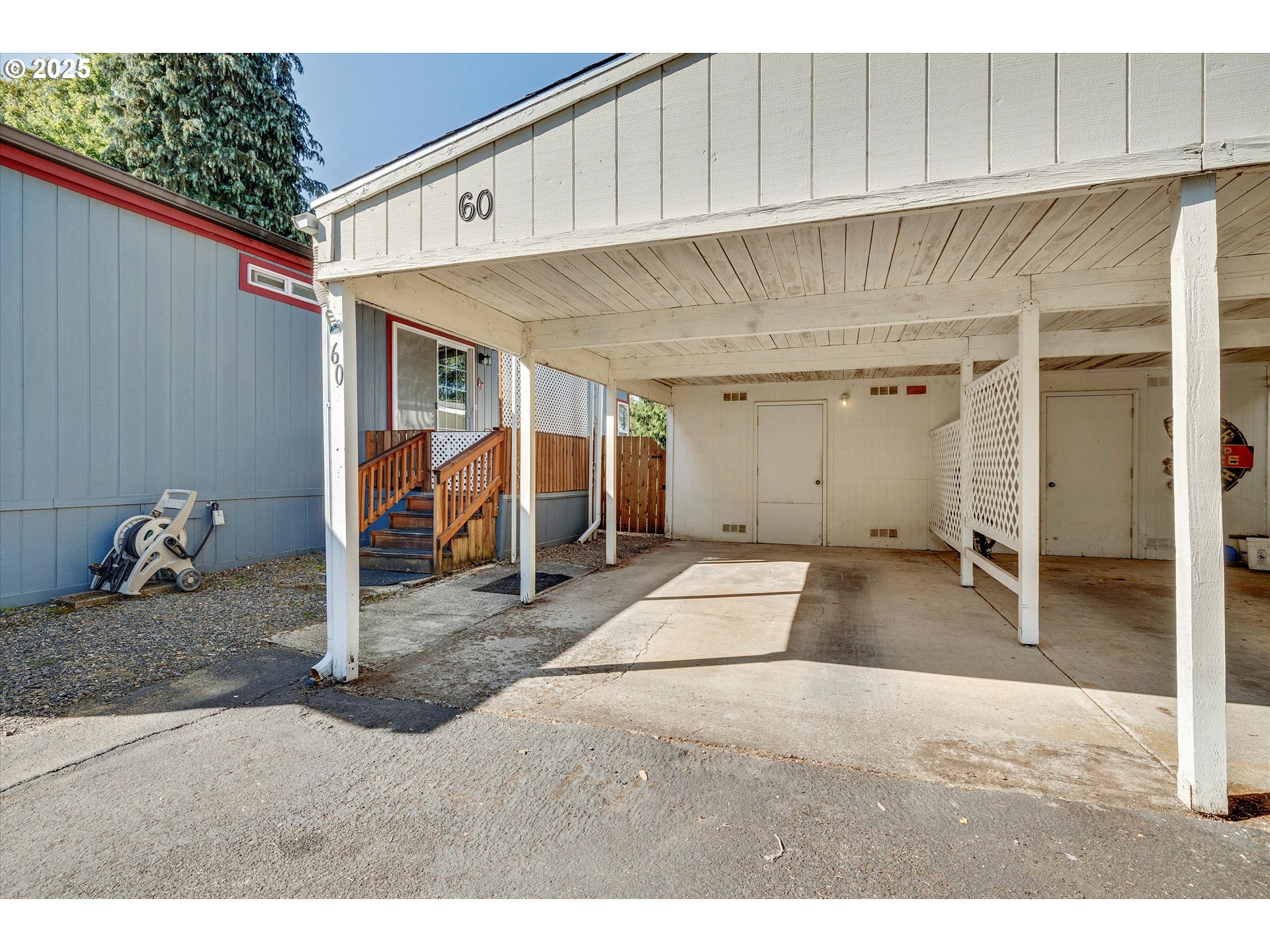 507 North 19th Avenue, Unit 60 Cornelius, OR 97113 - Photo 24 of 28 a view of a garage
