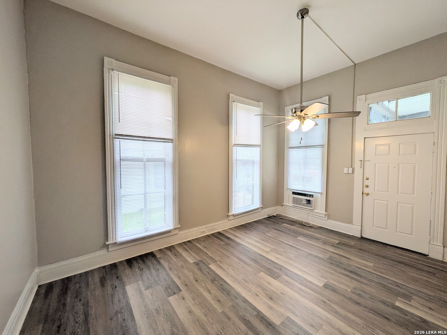 822 East Carson, Unit 5 San Antonio, TX 78208 - Photo 4 of 21