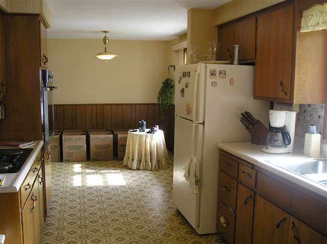 1106 Brookhill Road Peoria, IL 61615 - Photo 3 of 10 Gallery Image 3