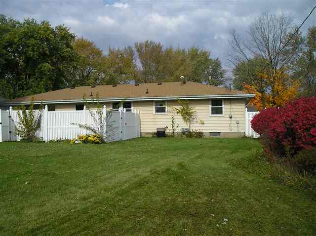 1106 Brookhill Road Peoria, IL 61615 - Photo 10 of 10 Gallery Image 10