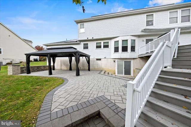 $739,900 | 304 Hialeah Drive, Mount Laurel, NJ 08054