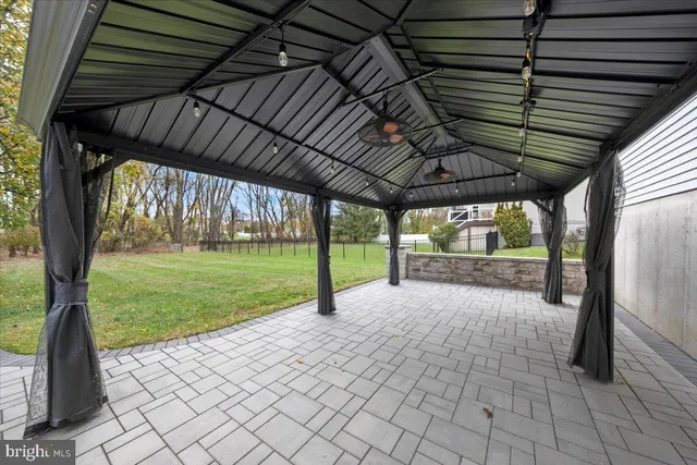 $739,900 | 304 Hialeah Drive, Mount Laurel, NJ 08054