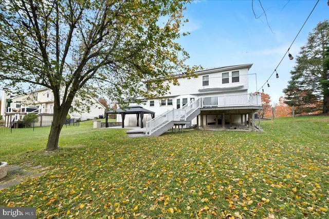 $739,900 | 304 Hialeah Drive, Mount Laurel, NJ 08054