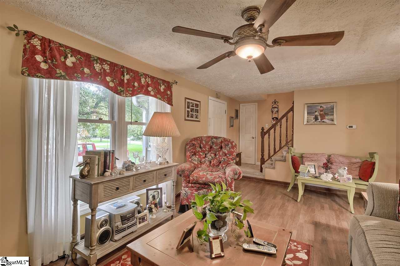 476 Rices Creek Road Liberty, SC 29657 - Photo 3 of 35
