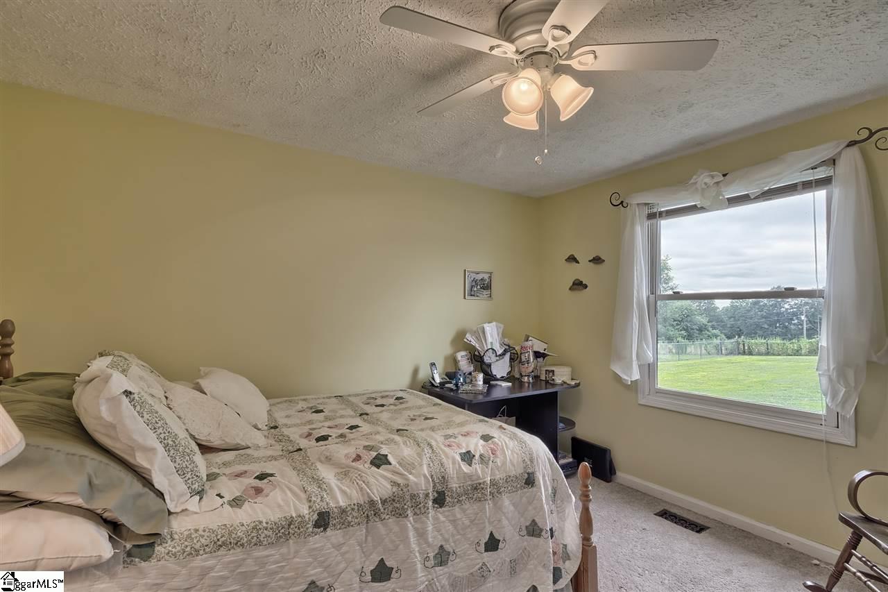 476 Rices Creek Road Liberty, SC 29657 - Photo 21 of 35
