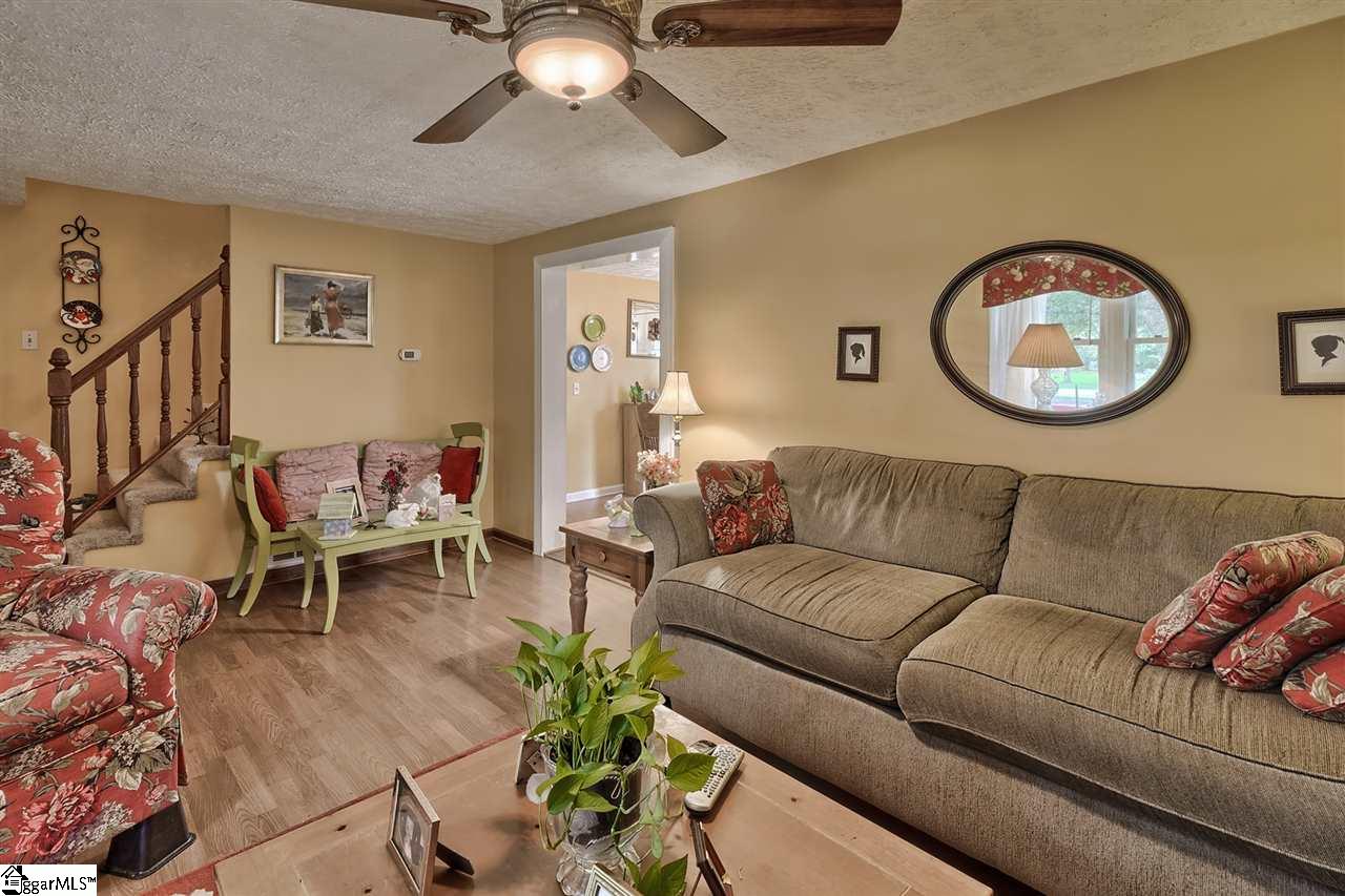 476 Rices Creek Road Liberty, SC 29657 - Photo 6 of 35