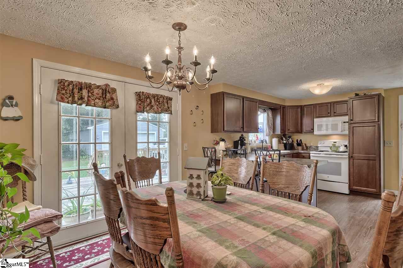 476 Rices Creek Road Liberty, SC 29657 - Photo 7 of 35
