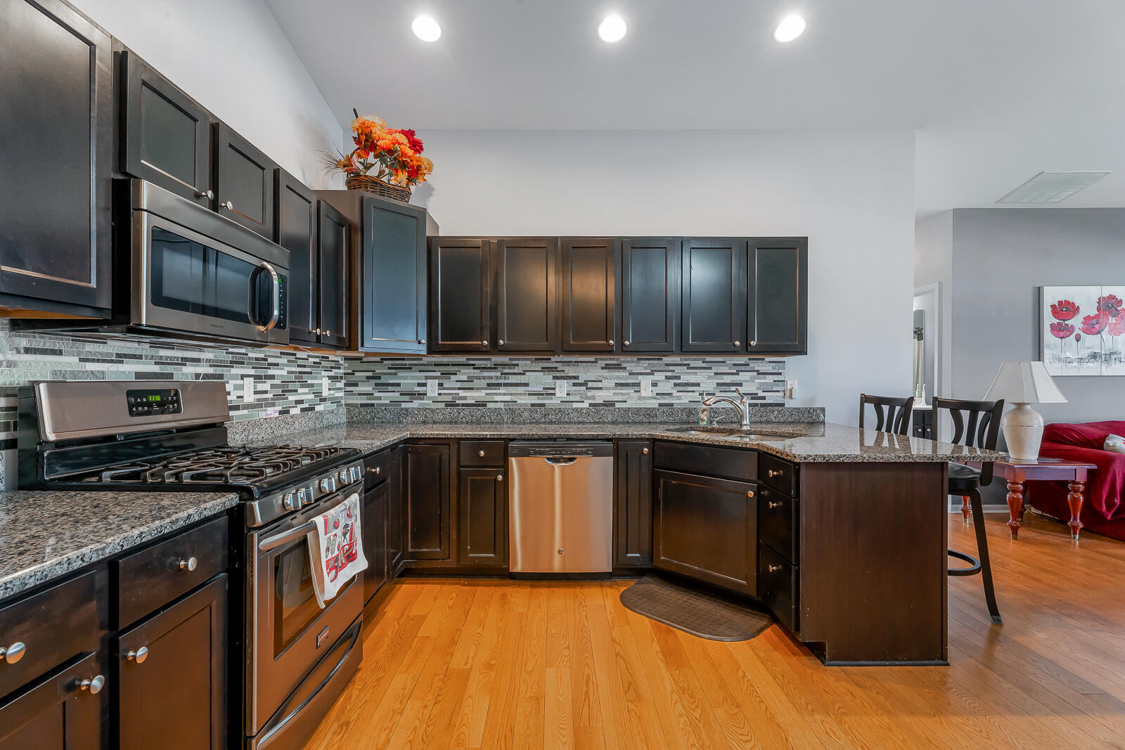 3884 Stadium Street Portage, IN 46368 - Photo 9 of 27 1600x1067