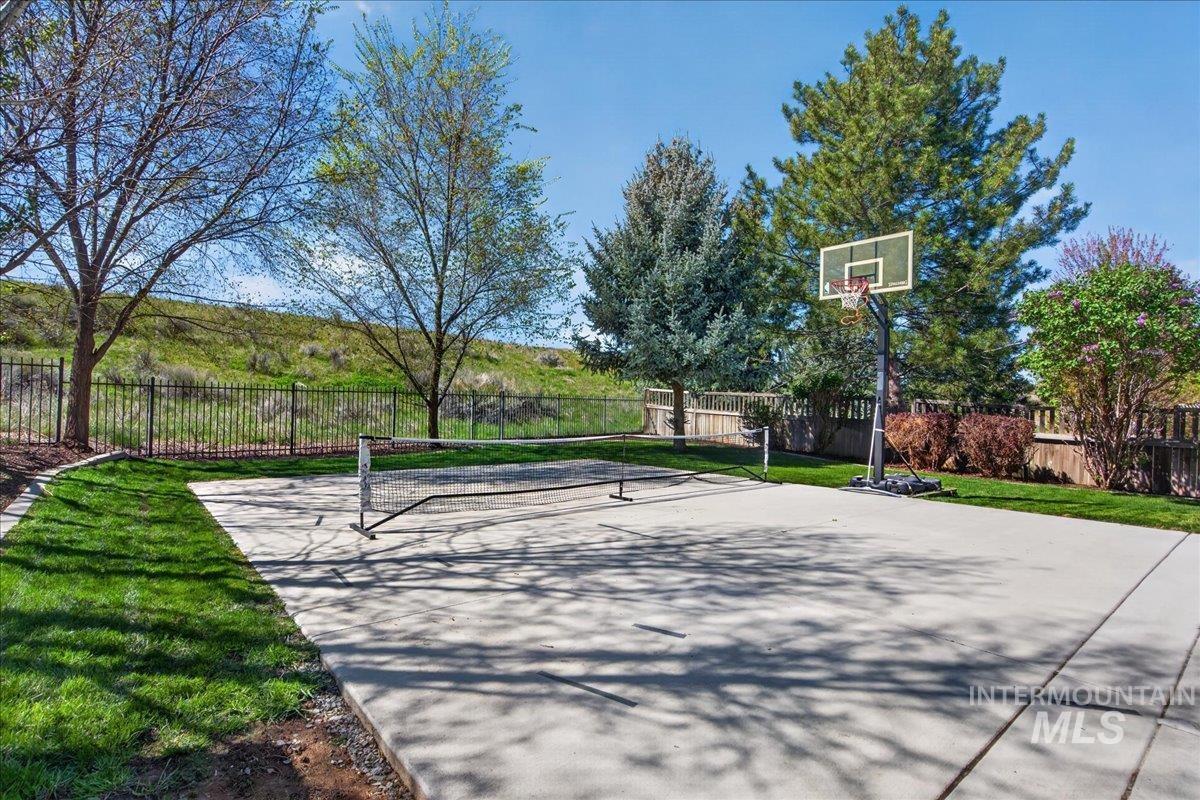 12935 North Schicks Ridge Road Boise, ID 83714 - Photo 34 of 44