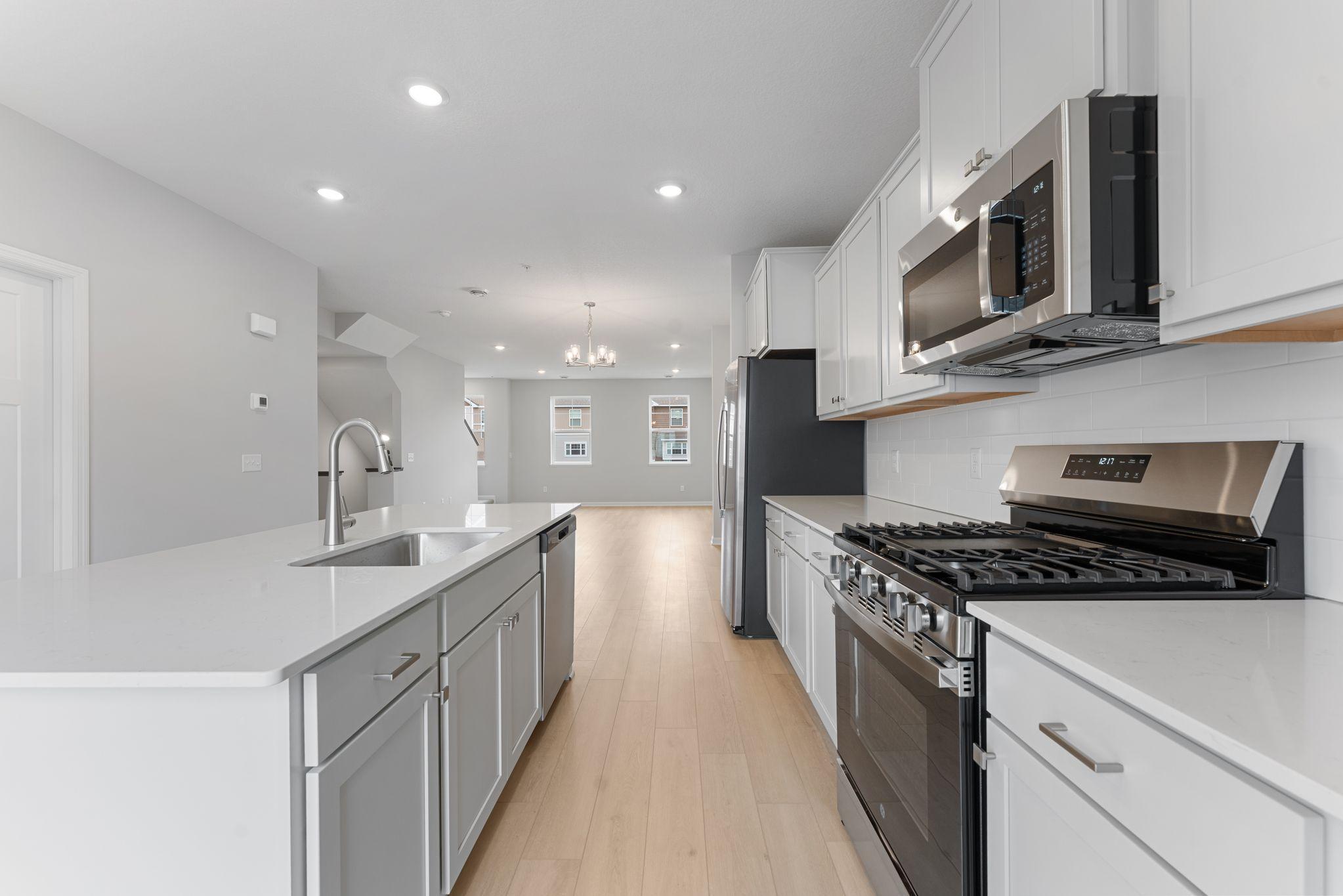 14582 Rhinestone St N West Ramsey, MN 55303 - Photo 2 of 33