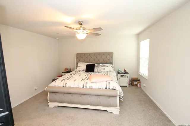 $2,100 | 1042 Andean Emerald, San Antonio, TX 78253