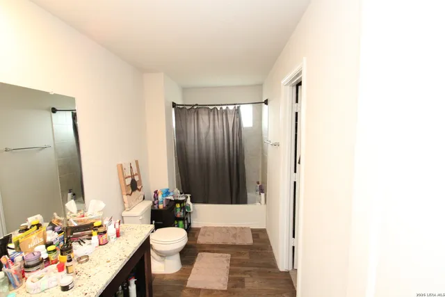 $2,100 | 1042 Andean Emerald, San Antonio, TX 78253