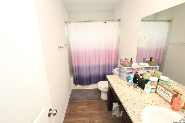 $2,100 | 1042 Andean Emerald, San Antonio, TX 78253