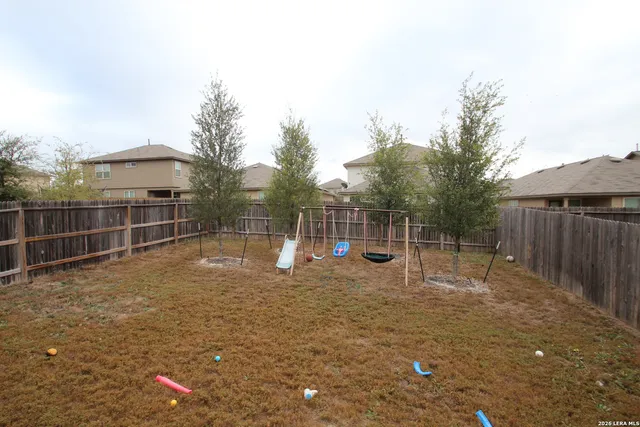 $2,100 | 1042 Andean Emerald, San Antonio, TX 78253