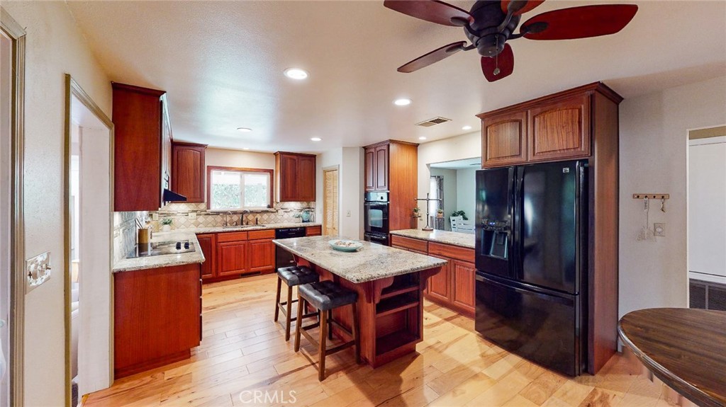 remoded kitchen and dining area