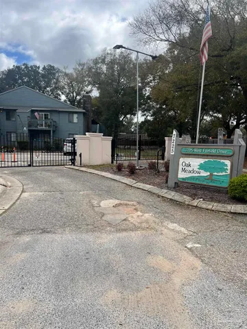 $129,900 | 7225 West Fairfield Drive, Unit B5, Pensacola, FL 32506