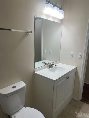 $129,900 | 7225 West Fairfield Drive, Unit B5, Pensacola, FL 32506