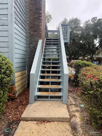 $125,000 | 7225 West Fairfield Drive, Unit B5, Pensacola, FL 32506
