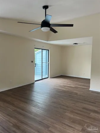 $125,000 | 7225 West Fairfield Drive, Unit B5, Pensacola, FL 32506