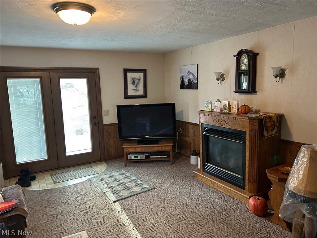 1814 Saltwell Road Northwest Dover, OH 44622 - Photo 3 of 8