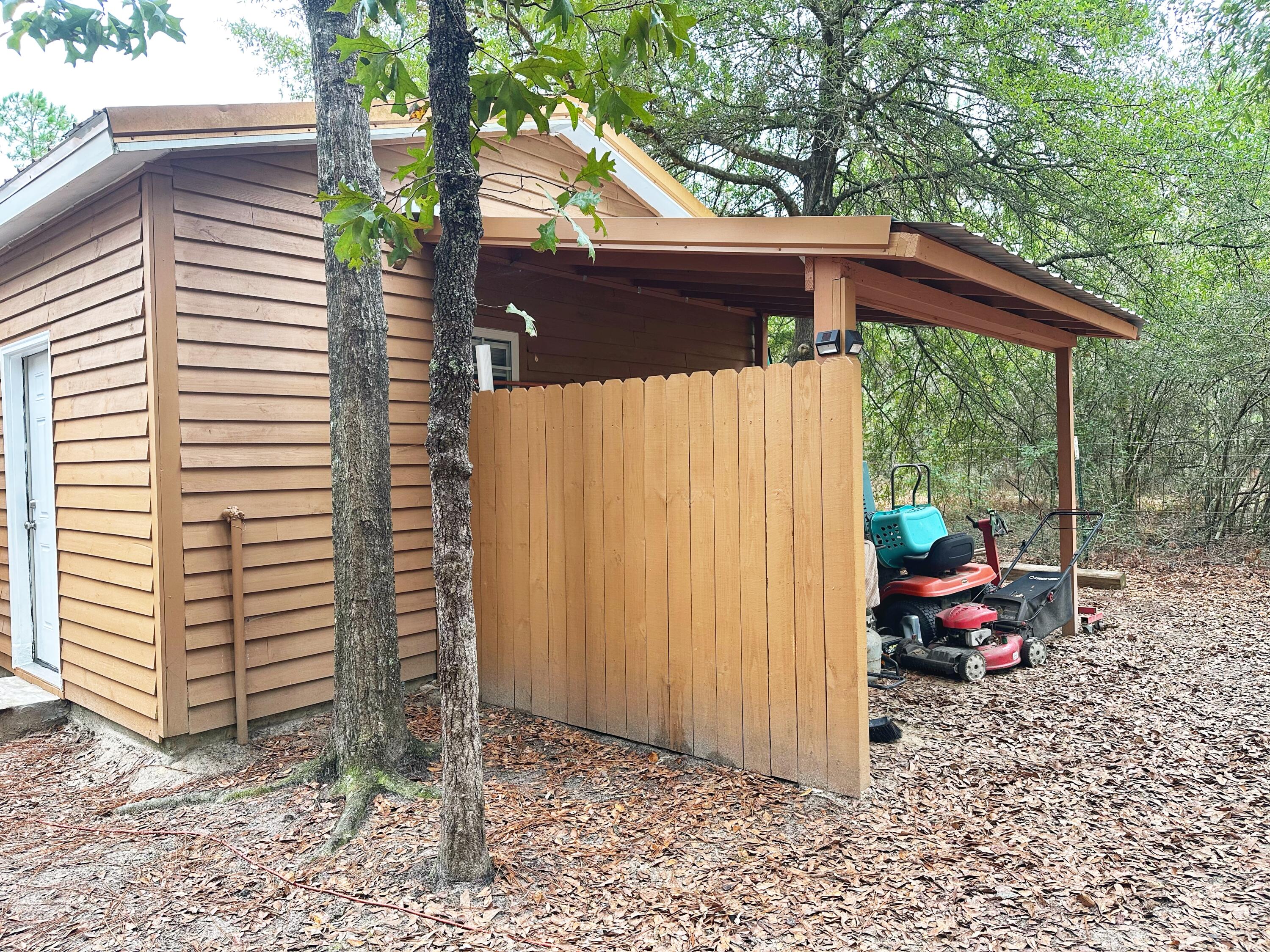 721 Coventry Road DeFuniak Springs, FL 32433 - Photo 28 of 63 IMG_5326 2