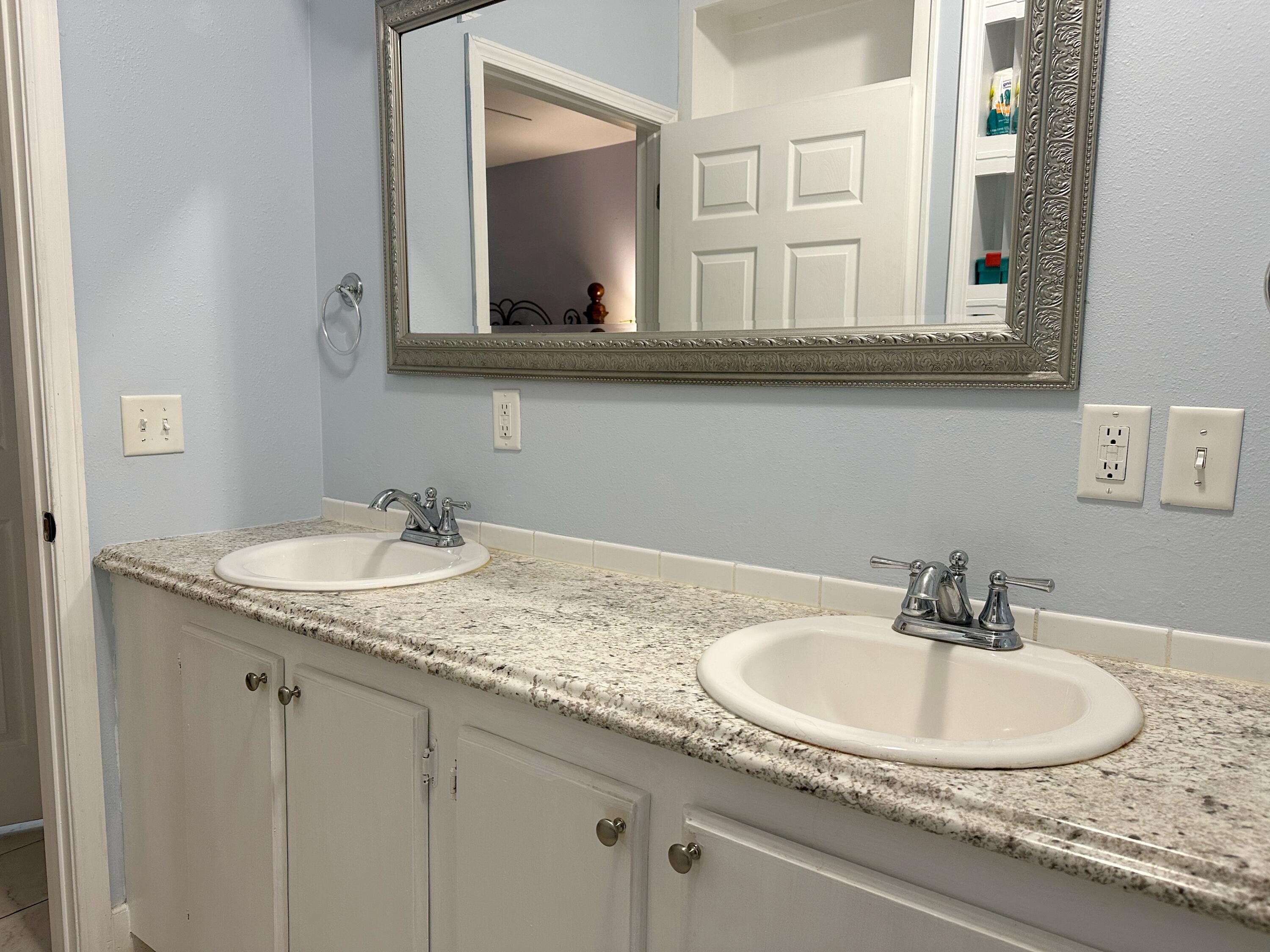 721 Coventry Road DeFuniak Springs, FL 32433 - Photo 37 of 63 IMG_5293 2